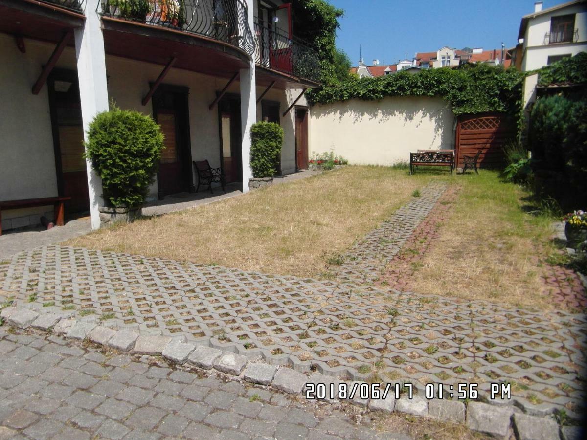 Iwona Hostel - Budget Rooms With Private Bathrooms Sopot Exteriör bild